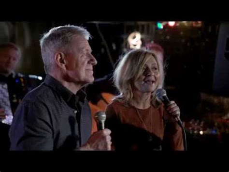 Find top songs and albums by rune larsen, including try a little kindness, for those tears i died and more. Har du fyr - Anne Veddeng og Rune Larsen - YouTube