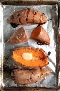 Truly you can bake your potato anywhere between 350 and 450 degrees, adjusting baking time. Baked Sweet Potato (How to Bake Sweet Potatoes) - The Forked Spoon