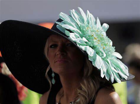 In addition to flowers, this hat features the iconic twin spires of churchill ginny keen adorned her hat with festive pins. Kentucky Derby 2015 hats: See the craziest ones at the ...