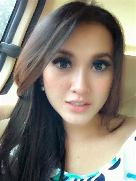 New song sembilu youtube : Model Seksi Hot: Profil dan Galeri Foto Seksi Meggie Diaz ...