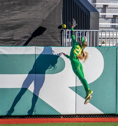 Besides, she is also a social media influencer. The Ducks fell to the Oklahoma State Cowgirls, 7-6, on ...