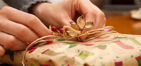 Perfect for a garage, basement or man cave. 7 Gifts To Give Him On Valentines Day