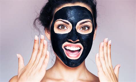 Selalu jaga kesehatan, jangan sampai tertular dan jaga keluarga kita. Suka Guna Masker 'Sakit' Tanggal Bintik Hitam Putih Ini ...