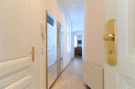 Quickly exit this site by pressing the escape key. Modern-stylish Apartment near train station Meidling ...