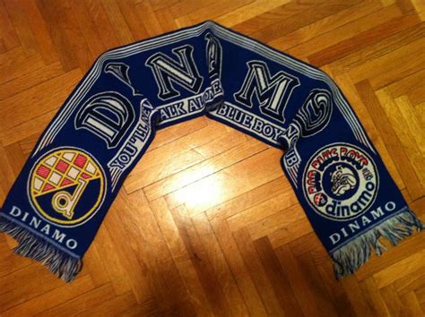 Gnk dinamo zagreb, vroeger croatia zagreb, is een kroatische voetbalclub uit zagreb. Dinamo ŠAL