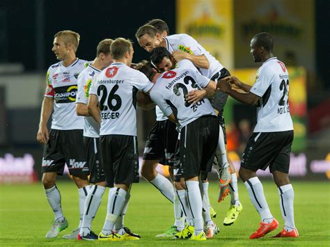 Im rahmen des trainingslagers in der schweiz trifft der bvb im nahegelegenen altach auf den dortigen er. LIVE: WAC gegen SCR Altach im Bundesliga-Ticker - Fussball ...