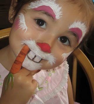 Get ready to paint the cutest and fastest bunny ever! Craftea Easter Facepainting Ideas | Bunny face paint