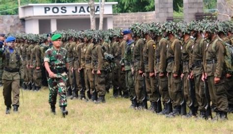 Pengontrolan tersebut berfungsi untuk melihat kondisi halangan di depannya dan memberikan keputusan untuk kemudi berbelok ke kanan atau berbelok ke kiri. 5 Alasan Kenapa Indonesia Butuh Pasukan Komponen Cadangan ...