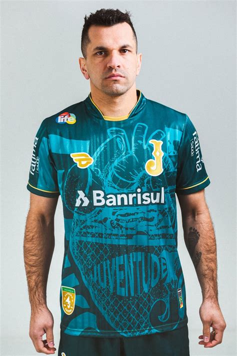Translation for juventude in the free portuguese english dictionary and many other english translations. CAMISA JUVENTUDE MAR UM 2020 AJ 45, Mar Um, Clubes Nacionais