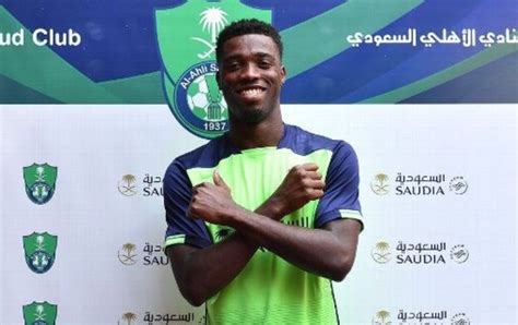 De la wikipedia, enciclopedia liberă. Djaniny Tavares es presentado en Arabia con el Al-Ahdi ...