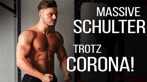 Dabei ist zu beachten, dass die schultern immer unten gehalten werden. Bestes SCHULTER WORKOUT für Zuhause! (Effektive Übungen ...