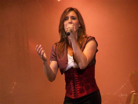 Soledad pastorutti was born on october 12, 1980 in arequito, santa fé, argentina. Uruguay - Revoleando el poncho de Soledad, 25.000 almas ...