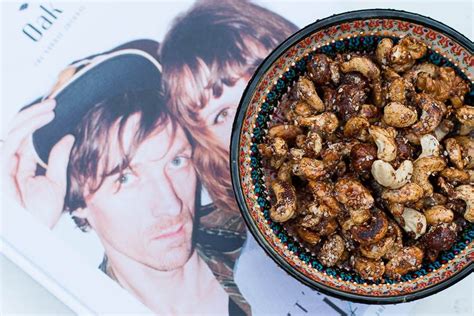 Healthy Snack // Spicy Nuts selbst gemacht I Gesundes ...