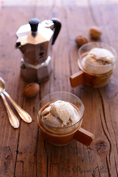 Glace au chocolat à la sorbetière. Glace au café sans sorbetière - Un déjeuner de soleil