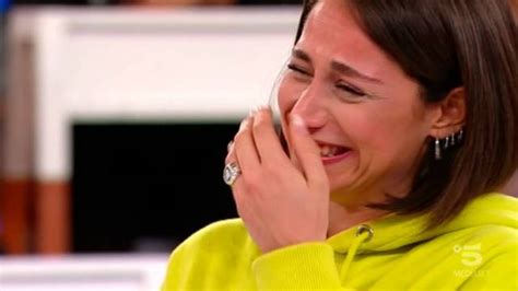 Giulia amici si è laureata in giurisprudenza (cum laude e speciale menzione) presso l'università di roma luiss guido carli, con una tesi sui profili penali e fiscali della nozione di abuso del diritto. Amici 19 anticipazioni puntata | Il trionfo annunciato di Giulia