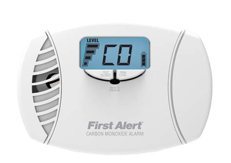 The alarm easily plugs into any standard outlet with no additional mounting. First Alert CO615 Dual Power Carbon Monoxide Plug-In Alarm ...