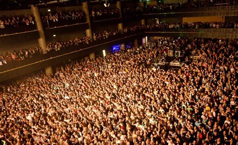 Pernerova 53, praha najít ubytování. LIVE: Kygo roztančil Forum Karlín, o nic víc ale nešlo ...