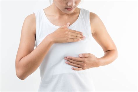 Learn about breast cancer causes, symptoms, tests, recovery, and prevention. Early Symptoms of Breast Cancer in Female