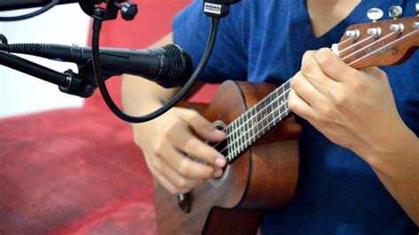 La presión atmosférica en marte es demasiado baja para que los humanos sobrevivan sin equipos de presión; Humanos a Marte | Chayanne | Ukulele cover - YouTube