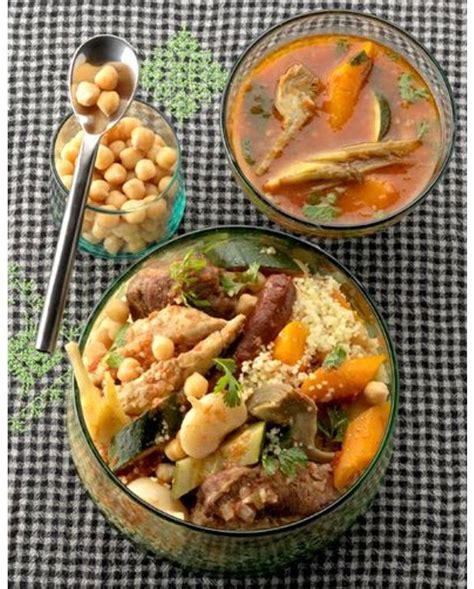Laissez les convives se servir. Classique : couscous royal pour 8 personnes - Recettes ...