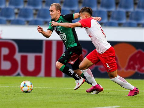 Karim david adeyemi (born 18 january 2002) is a german professional footballer who plays as a striker for austrian bundesliga club red bull salzburg. 2. Liga » News » Wacker remisiert auswärts gegen Liefering