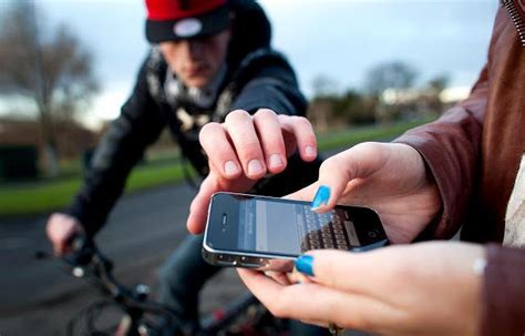 Cell Phone Providers Turn Down Anti-Theft Plan Because ...