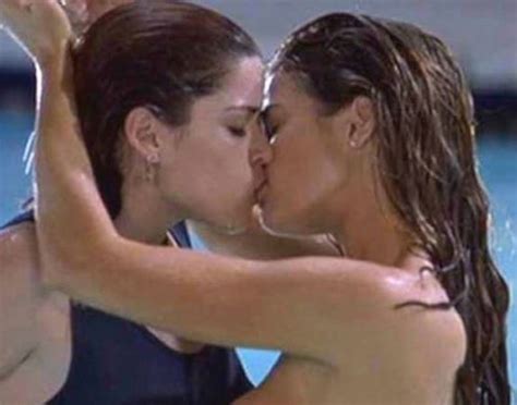 Watch the growing collection of high quality most relevant. 15 OMFG Girl-on-Girl Kissing Moments - Page 2 - The ...