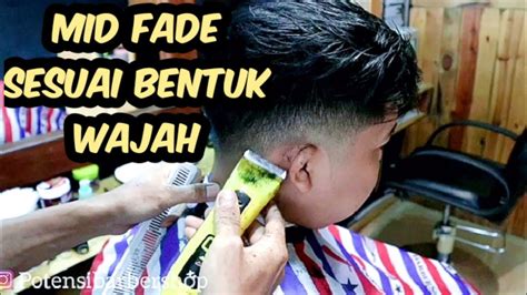 Lebih bagus lagi bila model rambut high fade ini dipadukan dengan atau pada rambut yang curly. MODEL RAMBUT SESUAI BENTUK WAJAH. Mid Fade - YouTube