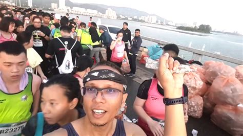 2 november, 2018 finance minister lim guan eng, in his maiden budget speech for year 2019, announced that toll for motorcycles the penang bridge was officially opened to traffic on september 14 1985. Penang Bridge International Marathon 2019 - YouTube
