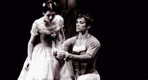 Ecco cosa si legge sulla sua biografia: Carla Fracci: «E Nureyev mi disse: tu sei la danza, non ...