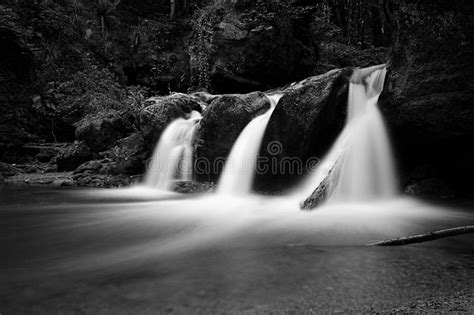 As of 2016, the village had a population of 62. Mullerthal-Spur, Schiessentumpel-Wasserfall, Luxemburg ...