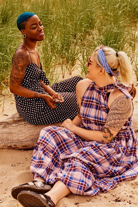 People in small towns may think of nyc as a dating paradise — but locals know it's not that simple. Lesbische Dating App 2021