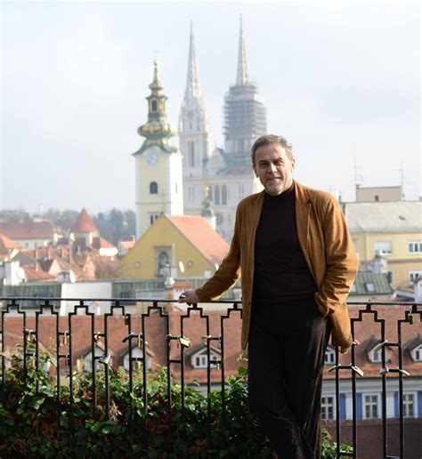 Adını yasal olarak milan bandić olarak değiştiren hırvat film yapımcısı için bkz. Zagreb | Mayors of Europe