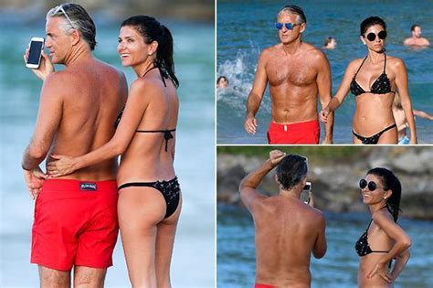 Born 27 november 1964) is an italian football manager and former player who is the manager of the italy national team. Ex-Manchester City boss Roberto Mancini holidays on the beach with his stunning new girlfriend