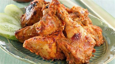 Gulai jengkol padang paling nikmat disantap dengan nasi hangat dan sambal favoritmu. Resep dan Cara Membuat Ayam Bakar Padang Juicy ala ...