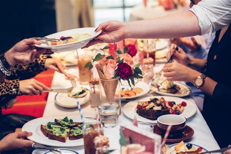 Sunday Family Dinner Tradition | Design Build Planners