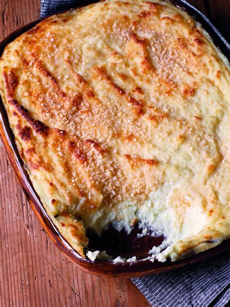 When you need a comforting meal but don't have a lot of time, whip up one of these fast pasta recipes. Ina Garten Scalloped Potatoes Recipe - Scalloped Potatoes ...