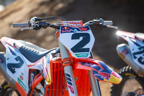 Rengaskauppa ja korjaamo paikassa findlay, ohio. Cooper Webb 2021 Supercross - Racer X Online