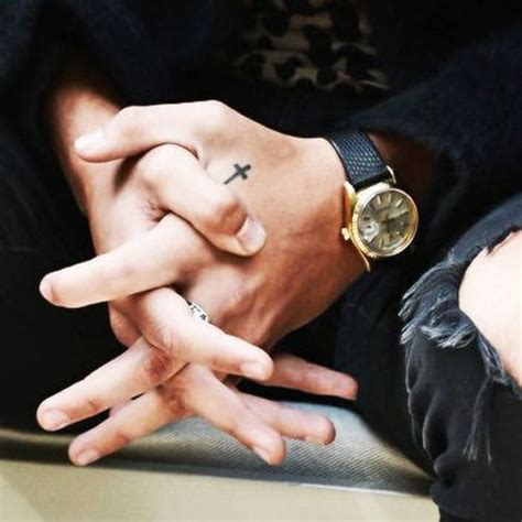 125 Best Hand Tattoos For Men: Cool Design Ideas (2020)