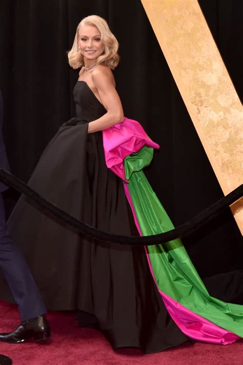 Granted, it was fewer than the nine women he designed gowns for at the emmys in september. Kelly Ripa's Christian Siriano Dress at the 2018 Oscars ...