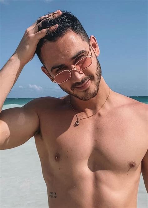 Todo tiene su tiempo y todo lo que se quiere debajo del cielo tiene su hora. Alejandro Speitzer Height, Weight, Age, Body Statistics ...