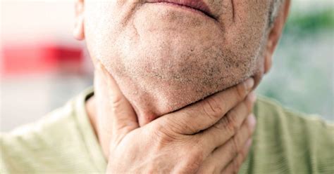 The virus causes painful sores on the upper and lower lips. How long does it take for herpes symptoms to show up?