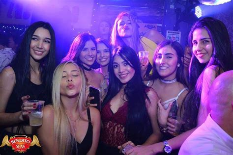 Bogotá #colombia #nightlife hello, welcome to my uaclips travel vlog, i hope you have best nightclubs bars, and nightlife in colombia #colombia #nightlife #bogota related keyword. Medellin Nightlife: Best Bars and Nightclubs (2019 ...