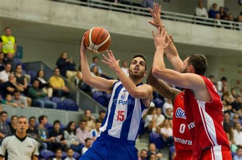 A final foi disputada no dia 25 de maio de 2013 no novo wembley, em londres. FC Porto falha acesso à Liga dos Campeões de basquetebol ...