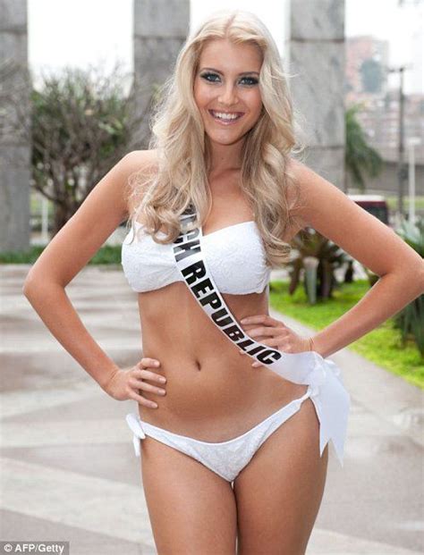 Na soutěž česká miss 2011 dorazil i hokejový internacionál jiří šlégr. Miss Czech Republic 2011, Jitka Novackova | Metro UK