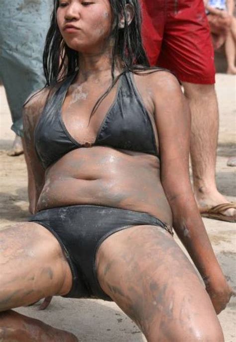 Tune in live, every monday at 9:00 am pacific and see why we are the #1 action. Gorgeous Girls Get Down And Dirty At The Korean Mud ...
