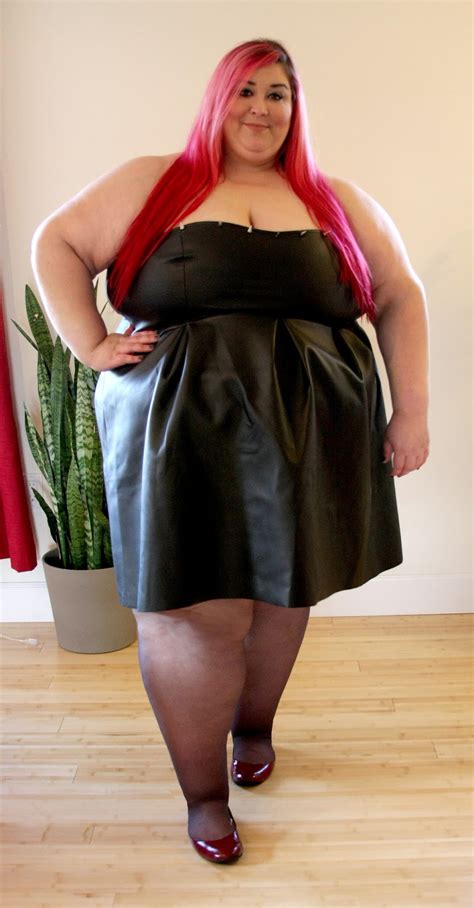 Chubby amateur is a squirter. When In Doubt Wear Purple: March 2013