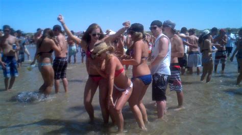 While partying, drinking, and taking drugs, they are arrested, only to be bailed out by a drug and arms dealer. Martinez lake Sunday Memorial day 2012 DJ Bikinis on the ...