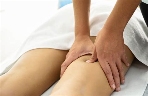 Webmd explains groin pulls, the overstretching or tearing of the muscles in your groin. How to avoid that dreaded Groin Injury - GAA Stars Fitness