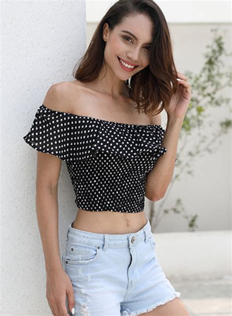 Kind of like those crop top and skirt sets and matching pants pairs you just swiped past. Sexy Off Shoulder Short Sleeve Slim Ruffle Polka Dot Crop ...